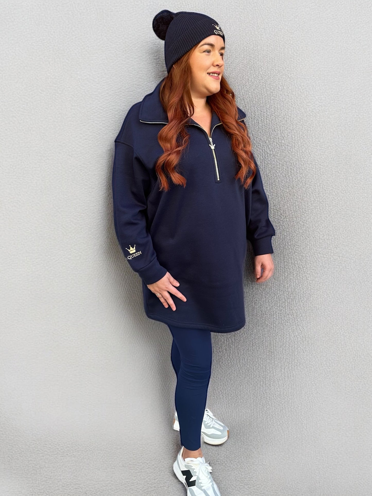 NAVY QUEEN JUMPER